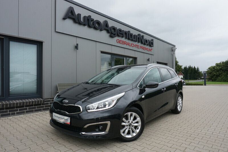 Schwarz Gebraucht 2016 Kia Ceed DREAM-TEAM Edition Kombi | 10.450 € (Etwas zu teuer) - Bild 1/4