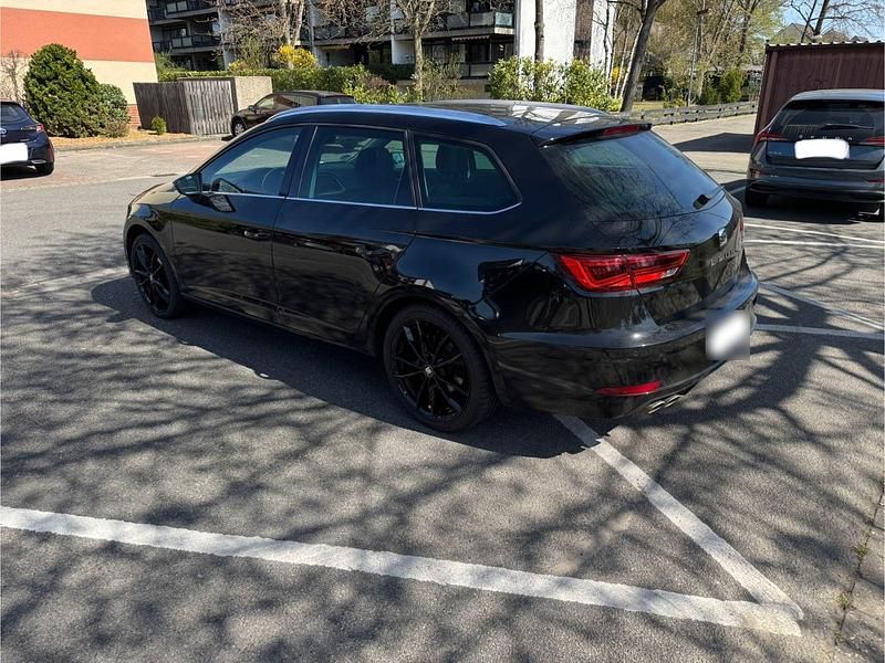 Gebraucht Seat Leon ST XCELLENCE 150 PS (110 kW) 2019 Schwarz Kombi