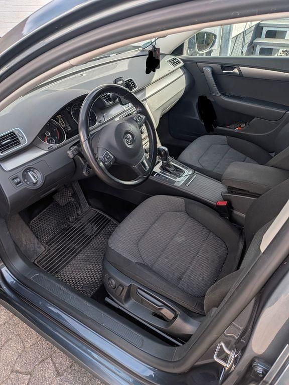 Gebraucht VW Passat 170 PS (125 kW) 2013 Grau Kombi