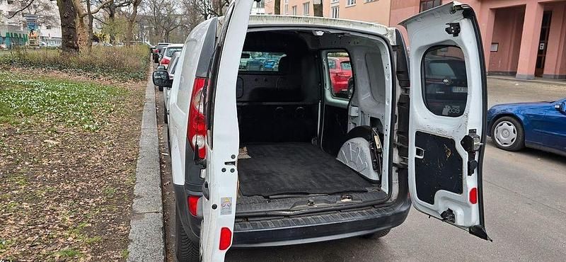 Gebraucht Renault Kangoo Expression 90 PS (66 kW) 2011 Weiß Van / Kleinbus