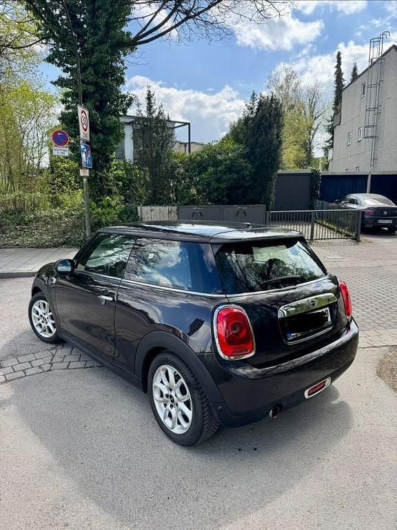 Second-hand Mini Cooper 136 CP (100 kW) 2015 Negru Hatchback