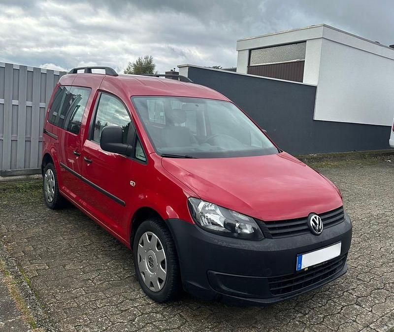 Rot Gebraucht 2014 VW Caddy Van / Kleinbus | 5.900 € (Superpreis) - Bild 1/4
