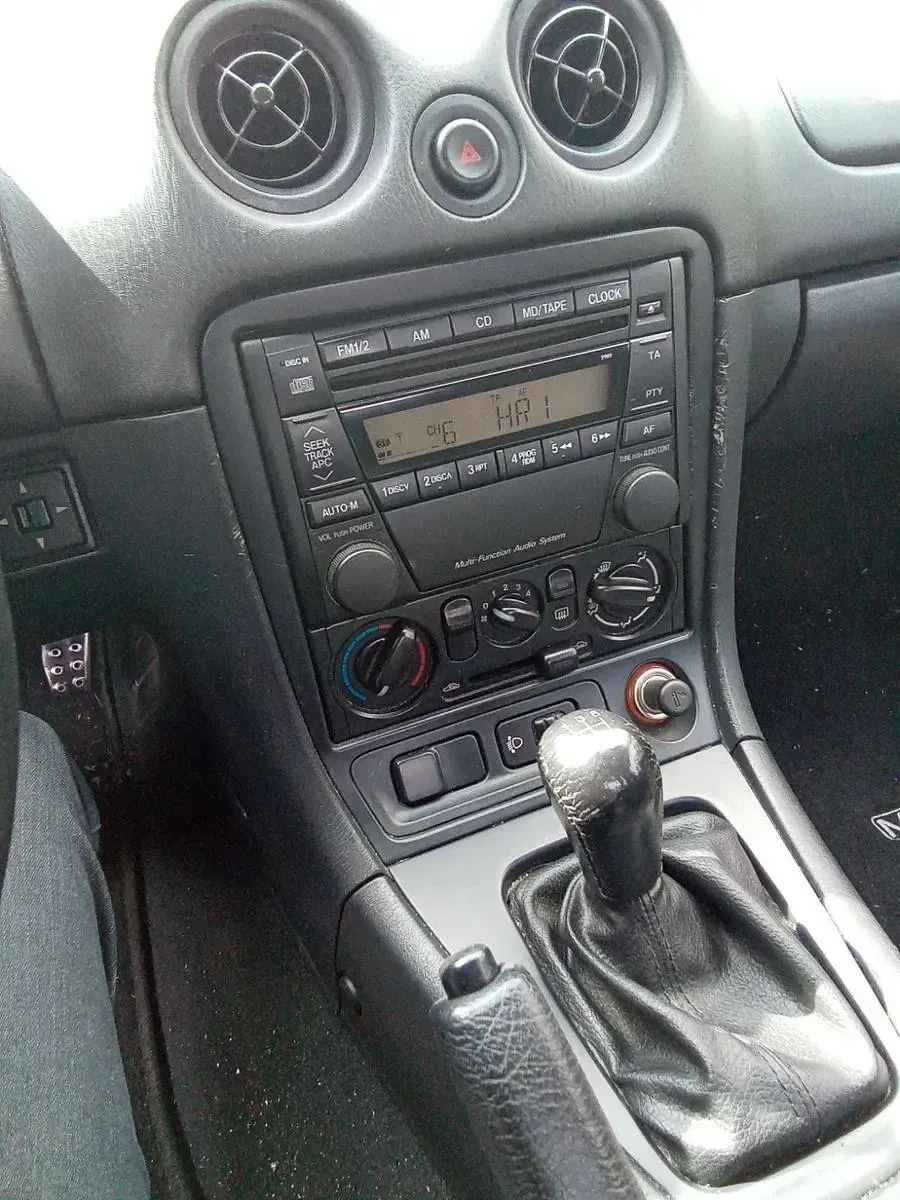 Używany Mazda MX5 110 KM (80 kW) 2002 Niebieski Kabriolet