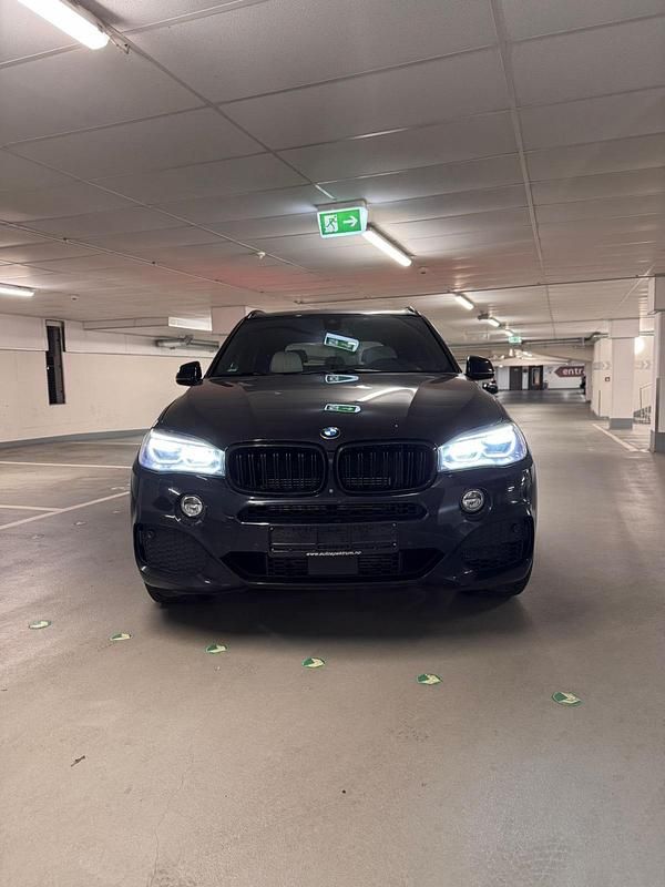 Gebraucht BMW X5 329 PS (241 kW) 2017 Schwarz SUV