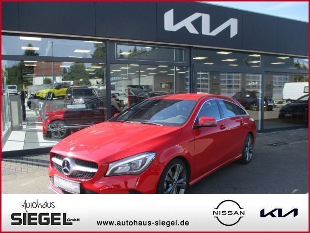 Rot Gebraucht 2018 Mercedes CLA200 Kombi | 21.690 € (Fairer Preis) - Bild 1/4