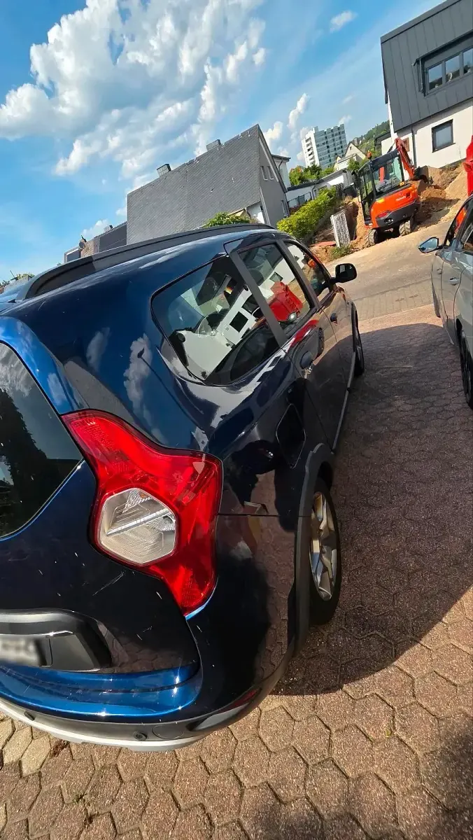 Gebraucht Dacia Lodgy Stepway 131 PS (96 kW) 2019 Blau Van / Kleinbus