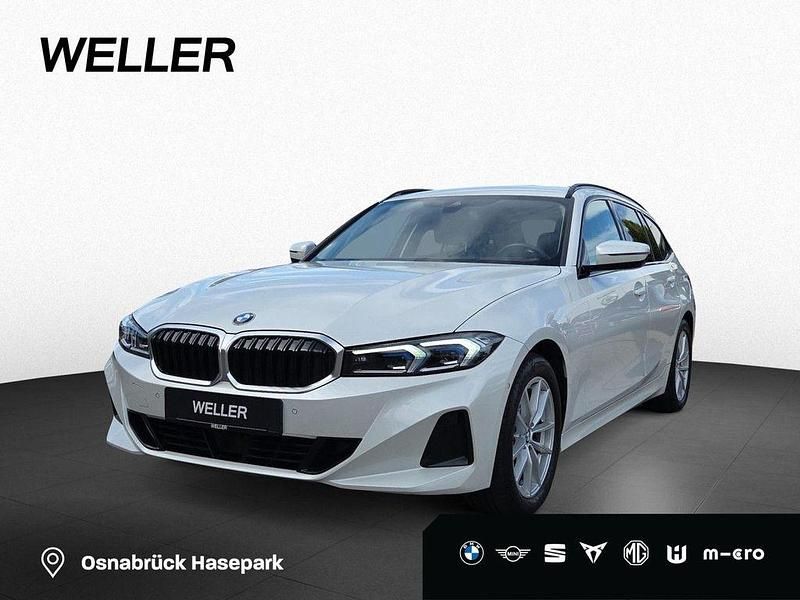 Mineralweiß (weiß) Gebraucht 2023 BMW 320 Comfort Edition Kombi | 35.450 € (Fairer Preis) - Bild 1/4