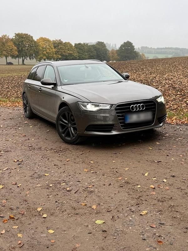 Gebraucht Audi A6 177 PS (130 kW) 2013 Andere farben Kombi