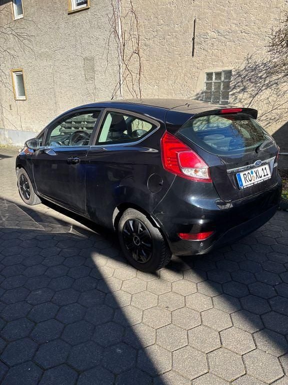 Gebraucht Ford Fiesta Titanium 101 PS (74 kW) 2015 Schwarz Kleinwagen