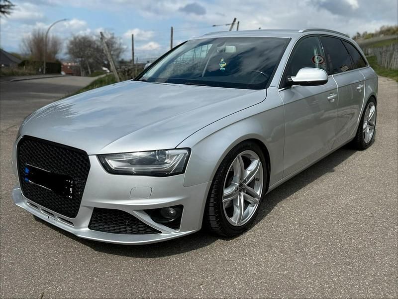 Gebraucht Audi A4 177 PS (130 kW) 2014 Silber Kombi