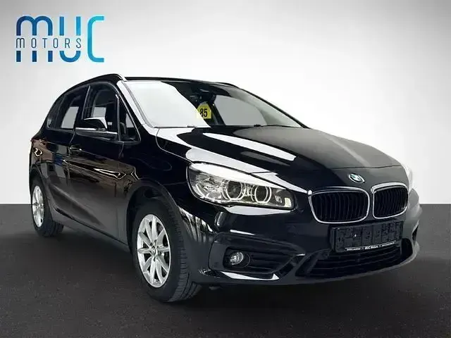 Gebraucht BMW 220 Active Tourer Advantage 192 PS (141 kW) 2018 Schwarz Van / Kleinbus