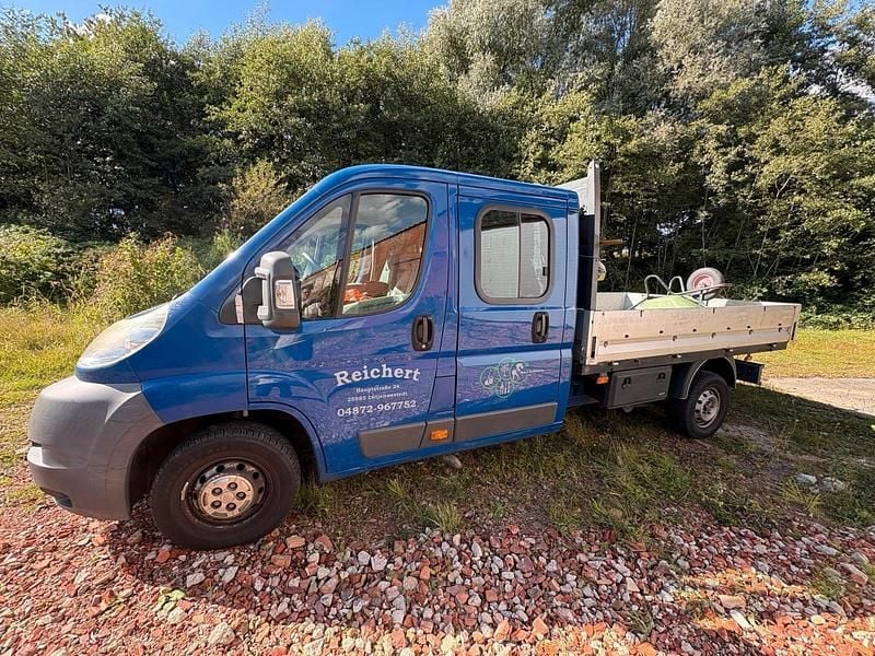 Blau Gebraucht 2011 Citroën Jumper Van / Kleinbus | 7.000 € - Bild 1/4