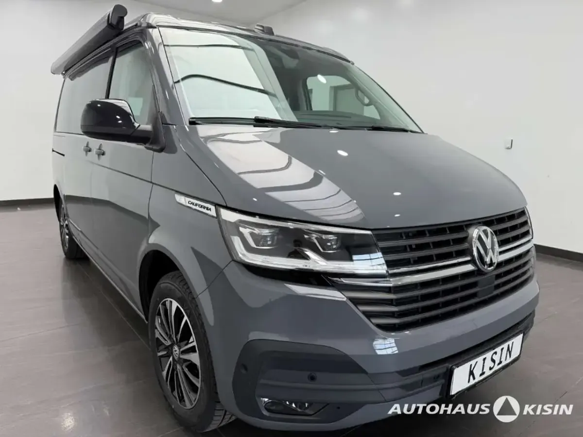 Gebraucht VW California Edition 150 PS (110 kW) 2023 Grau Van