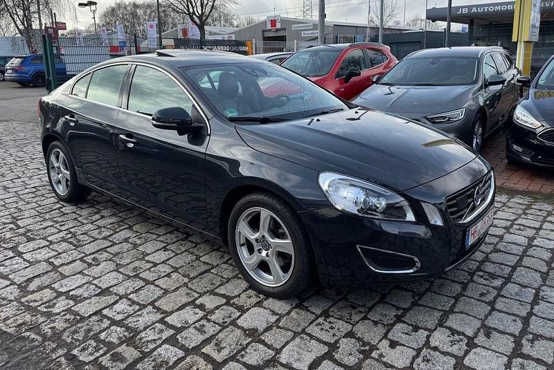 Gebraucht Volvo S60 Summum 163 PS (119 kW) 2011 Grau Limousine