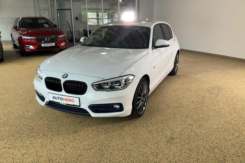 Weiß Gebraucht 2015 BMW 116 Sport Line Kleinwagen | 12.690 € (Fairer Preis) - Bild 1/3