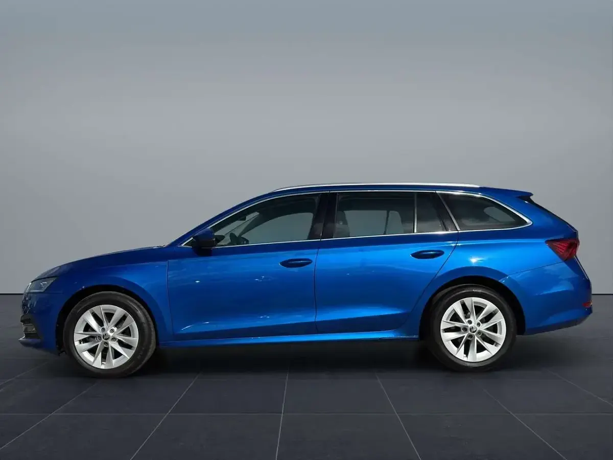 Gebraucht Skoda Octavia Style 150 PS (110 kW) 2023 Blau Kombi