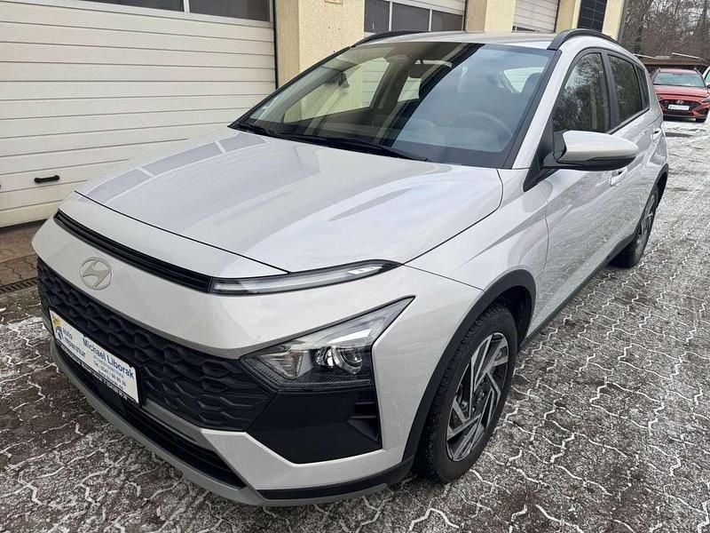 Gebraucht Hyundai Bayon Trend 101 PS (74 kW) 2025 Lumen grey / mic SUV