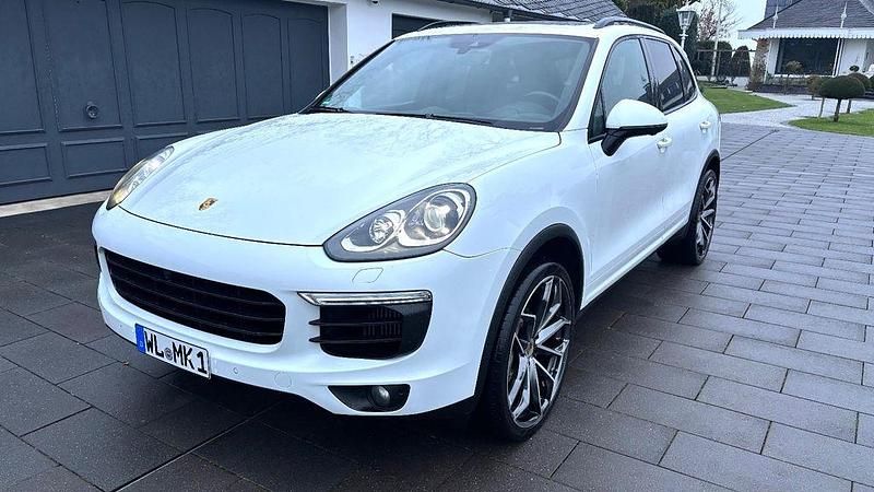 Weiß Gebraucht 2016 Porsche Cayenne S SUV | 26.955 € (Superpreis) - Bild 1/4