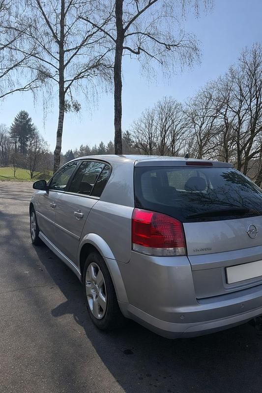 Gebraucht Opel Signum 155 PS (114 kW) 2008 Silber Kleinwagen