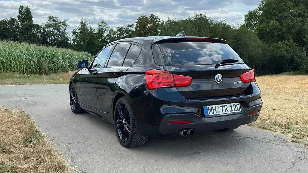 Gebraucht BMW 120 M Sport 184 PS (135 kW) 2017 Schwarz Limousine