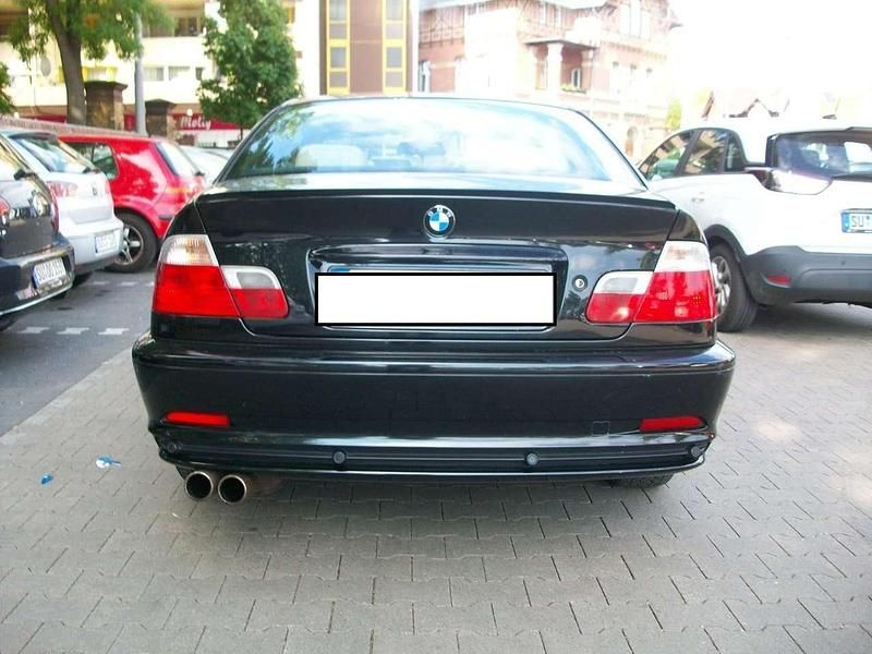 Gebraucht BMW 318 143 PS (105 kW) 2002 Schwarz Coupé