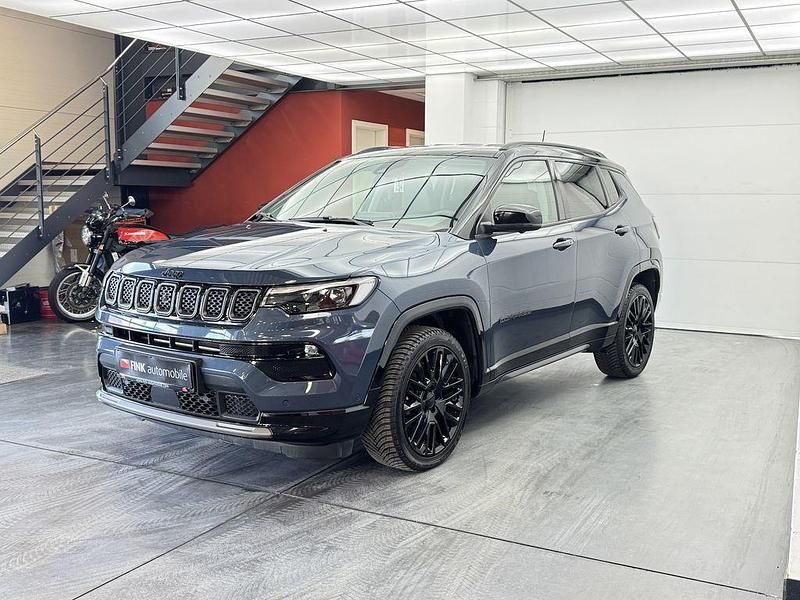 Gebraucht Jeep Compass 131 PS (96 kW) 2023 Blue shade SUV