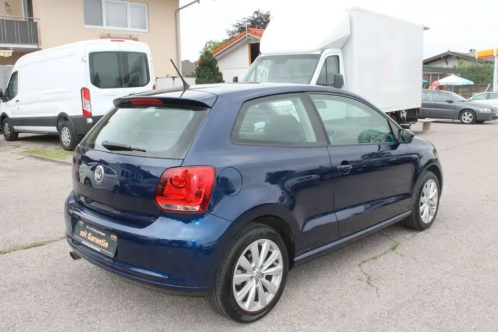 Gebraucht VW Polo Highline 105 PS (77 kW) 2010 Blau Kleinwagen