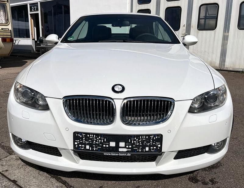 Gebraucht BMW 320 Cabriolet Performance 170 PS (125 kW) 2009 Weiß Cabrio