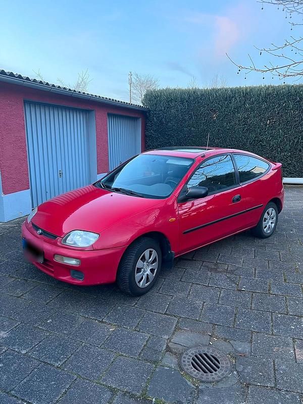 Gebraucht Mazda 323 88 PS (64 kW) 1997 Rot Coupé