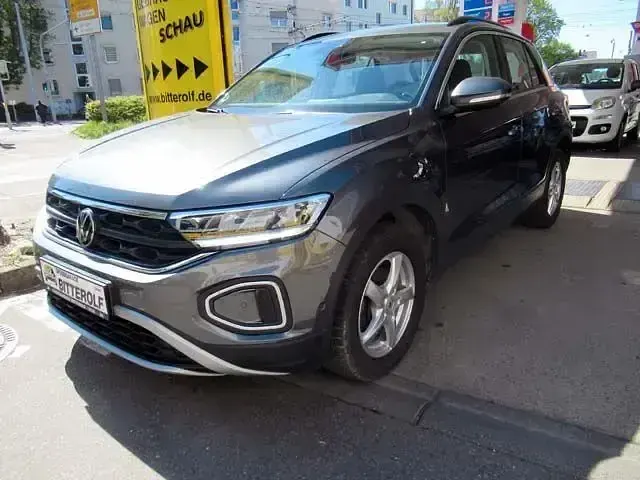 Gebraucht VW T-Roc Life 150 PS (110 kW) 2023 Grau SUV