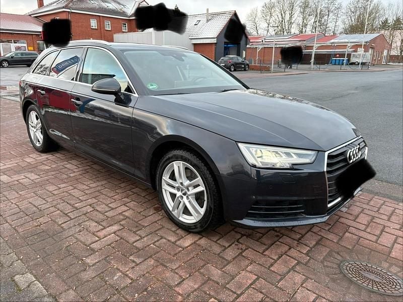 Gebraucht Audi A4 150 PS (110 kW) 2016 Blau Kombi