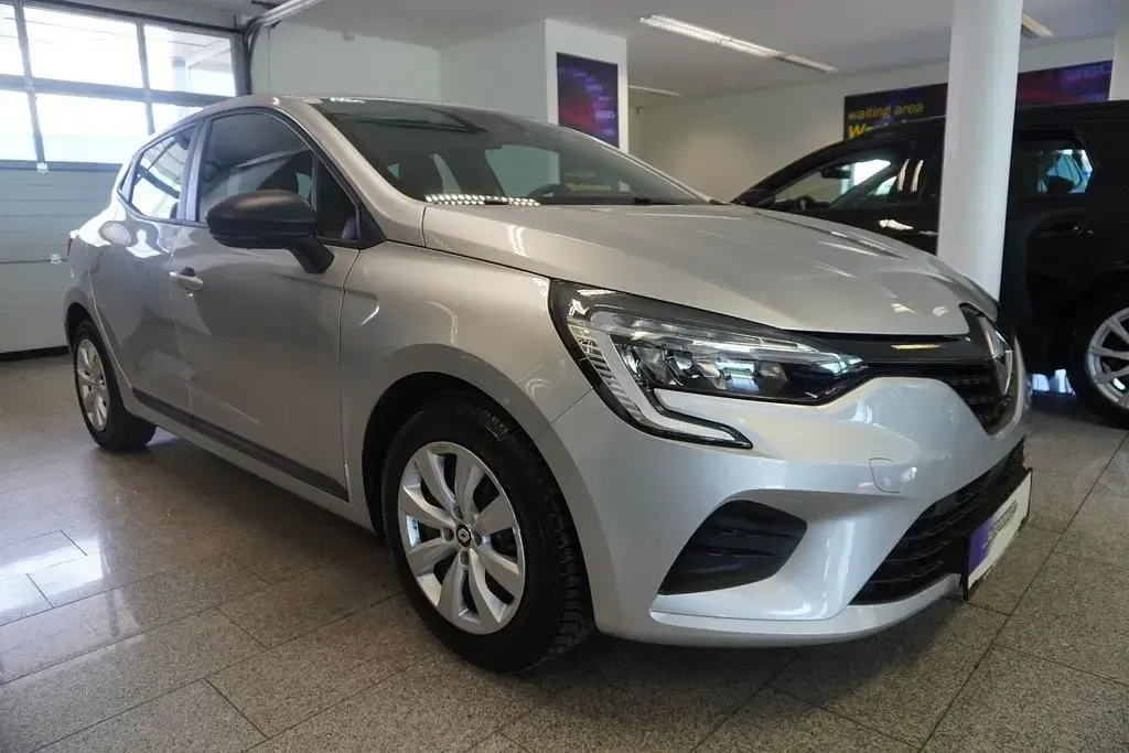 Gebraucht Renault Clio V Life 67 PS (49 kW) 2021 Grau Limousine