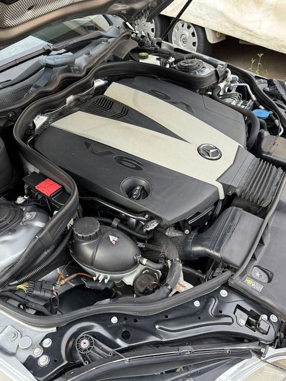 Gebraucht Mercedes E350 Avantgarde 231 PS (169 kW) 2009 Grau Limousine