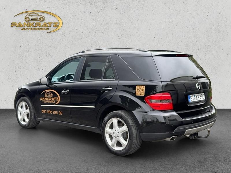 Gebraucht Mercedes ML320 224 PS (164 kW) 2007 Obsidianschwarz  metalliclack SUV