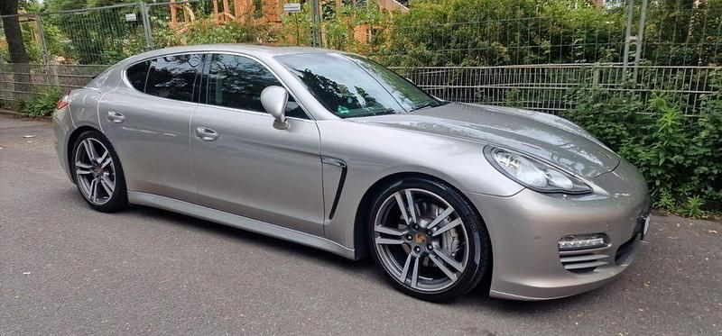 Schwarz Gebraucht 2010 Porsche Panamera 4S Limousine | 20.000 € (Fairer Preis) - Bild 1/4