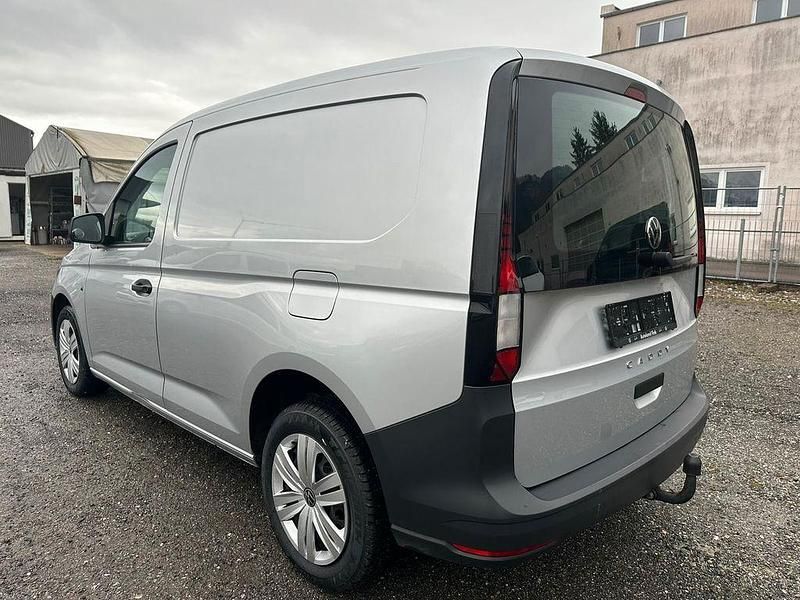 Gebraucht VW Caddy Basis 102 PS (75 kW) 2021 Silber Van / Kleinbus