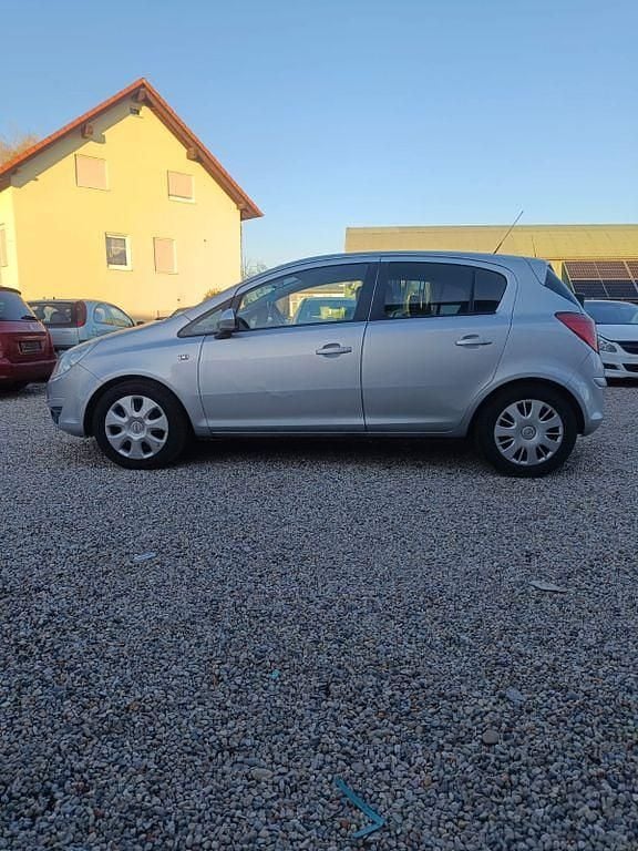Gebraucht Opel Corsa 60 PS (44 kW) 2008 Silber Kleinwagen