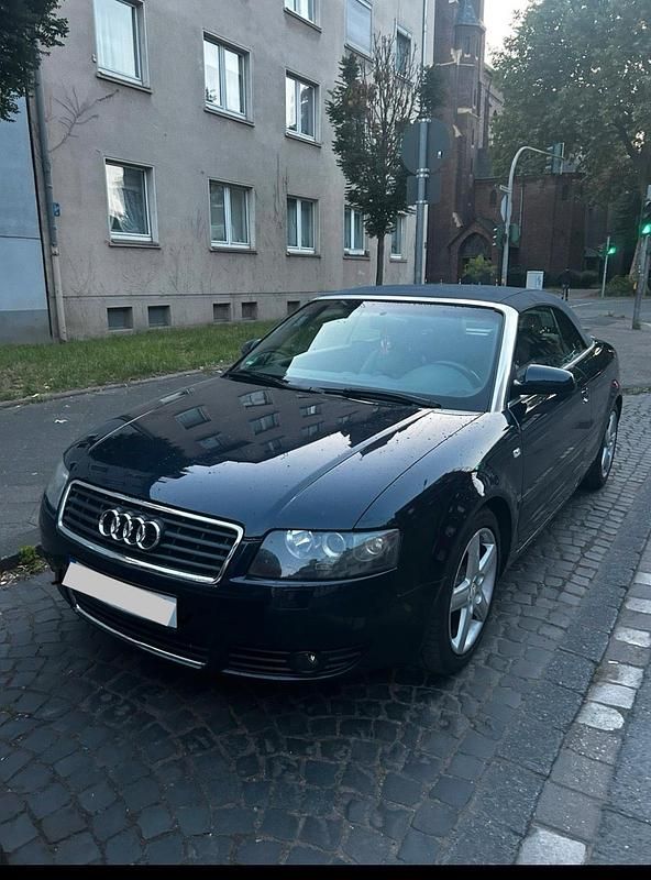 Gebraucht Audi A4 Cabriolet Comfort 220 PS (161 kW) 2002 Blau Cabrio