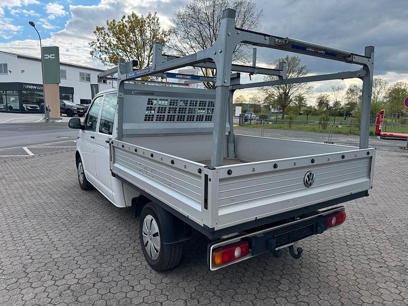 Second-hand VW Transporter 150 CP (110 kW) 2022 Alb Van
