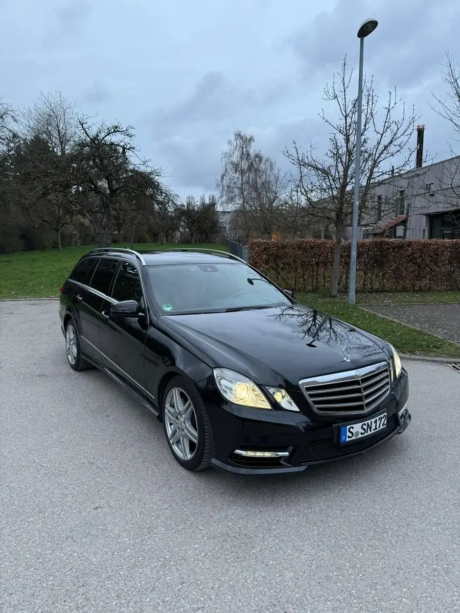 Gebraucht Mercedes E350 AMG 265 PS (194 kW) 2012 Schwarz Kombi