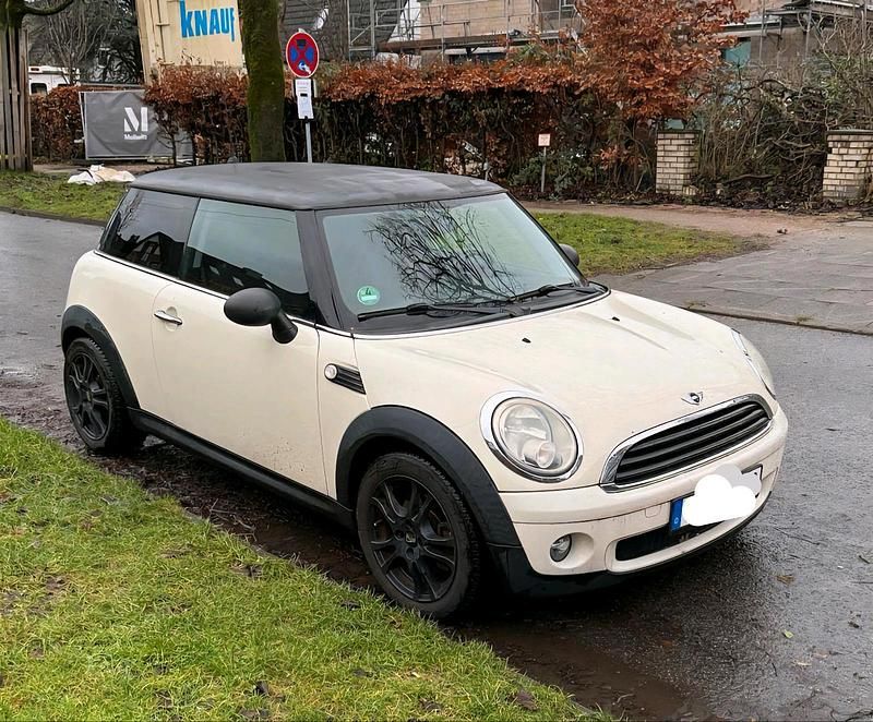 Beige Gebraucht 2007 Mini ONE Kleinwagen | 3.900 € (Etwas zu teuer) - Bild 1/4