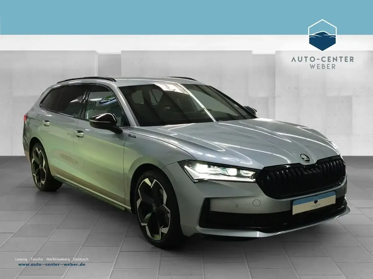 Gebraucht Skoda Superb SportLine 150 PS (110 kW) 2025 Kombi