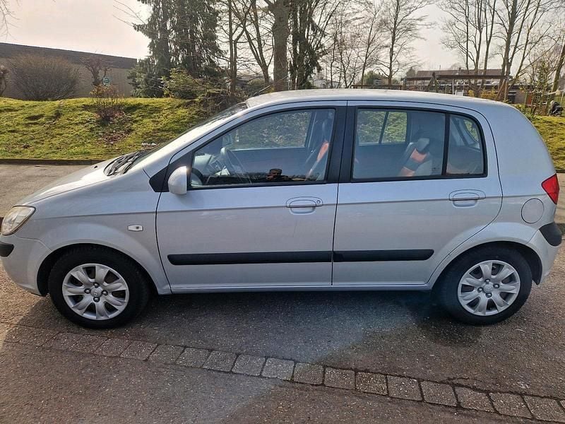 Gebraucht Hyundai Getz 97 PS (71 kW) 2007 Silber Kleinwagen