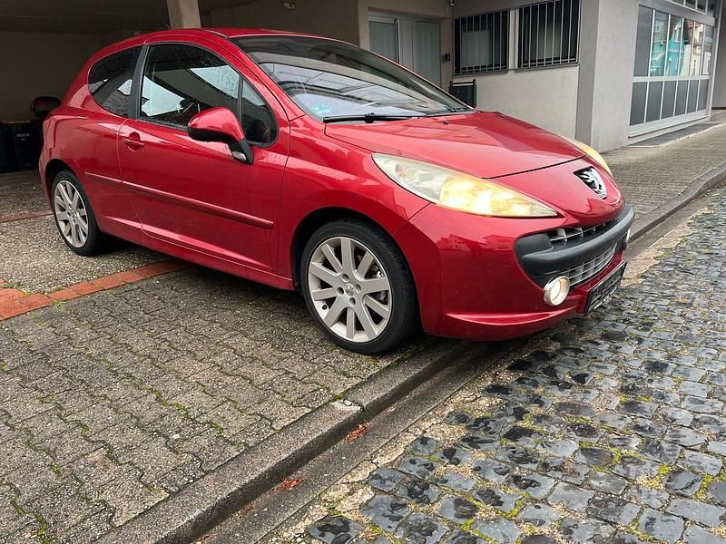 Rot Gebraucht 2006 Peugeot 207 Sport Kleinwagen | 950 € (Superpreis) - Bild 1/4