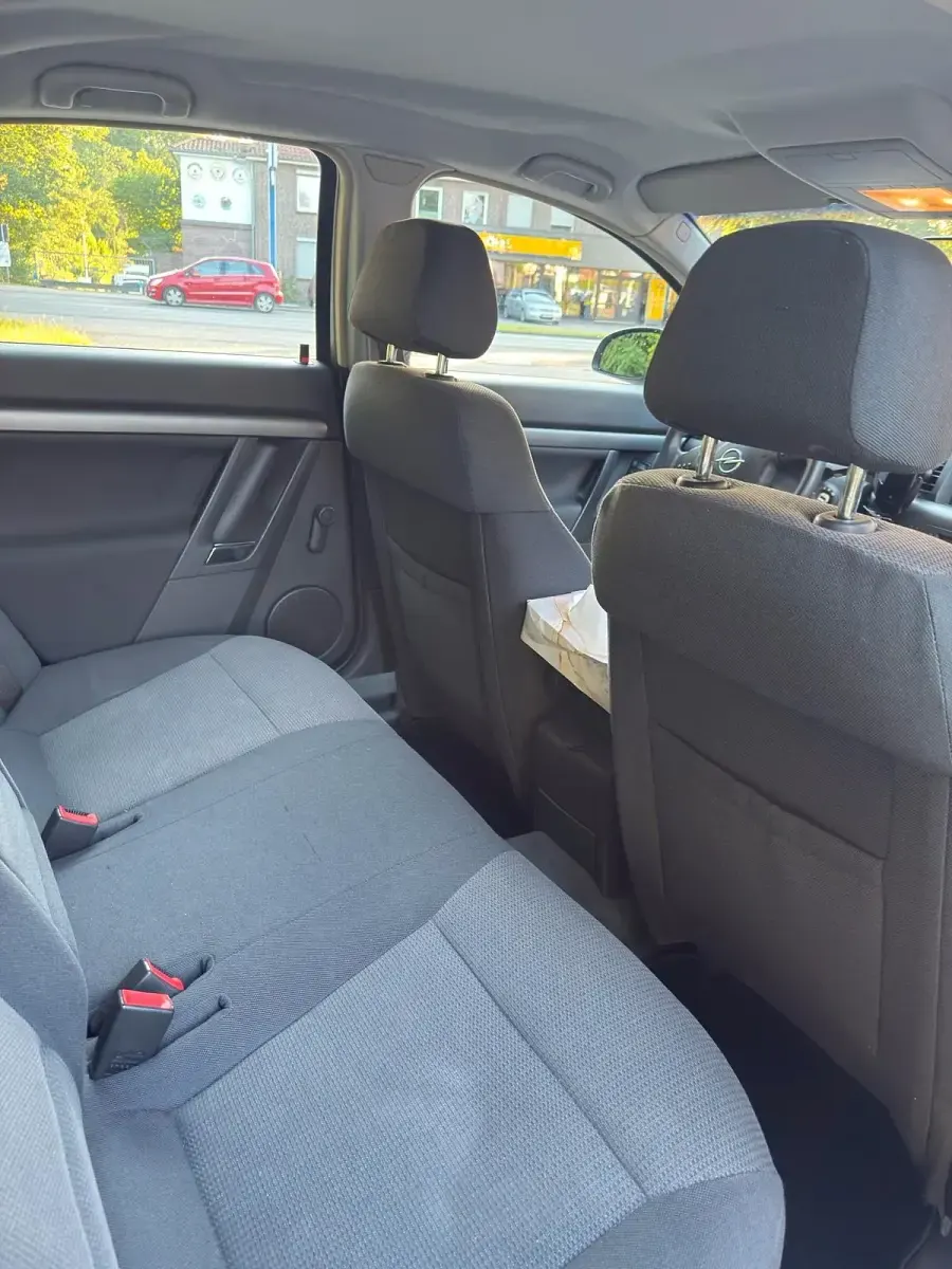 Gebraucht Opel Vectra 143 PS (105 kW) 2002 Gold Limousine
