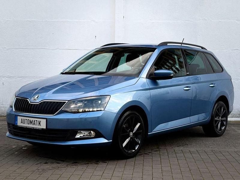 Blau Gebraucht 2016 Skoda Fabia Joy Kleinwagen | 10.490 € (Fairer Preis) - Bild 1/4