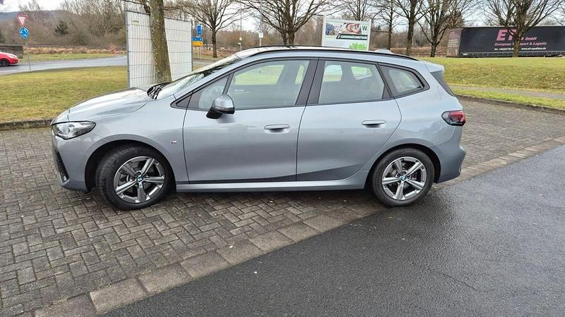 Gebraucht BMW 223 Active Tourer M Sport 197 PS (144 kW) 2023 Grau Van / Kleinbus