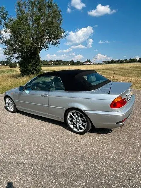 Gebraucht BMW 325 Cabriolet Performance 192 PS (141 kW) 2003 Silber Cabrio