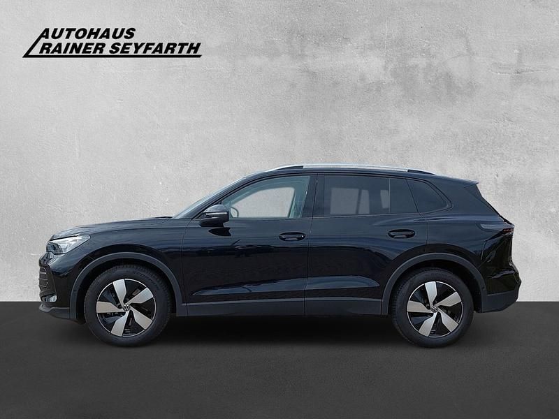Gebraucht VW Tiguan Life 150 PS (110 kW) 2024 Schwarz SUV
