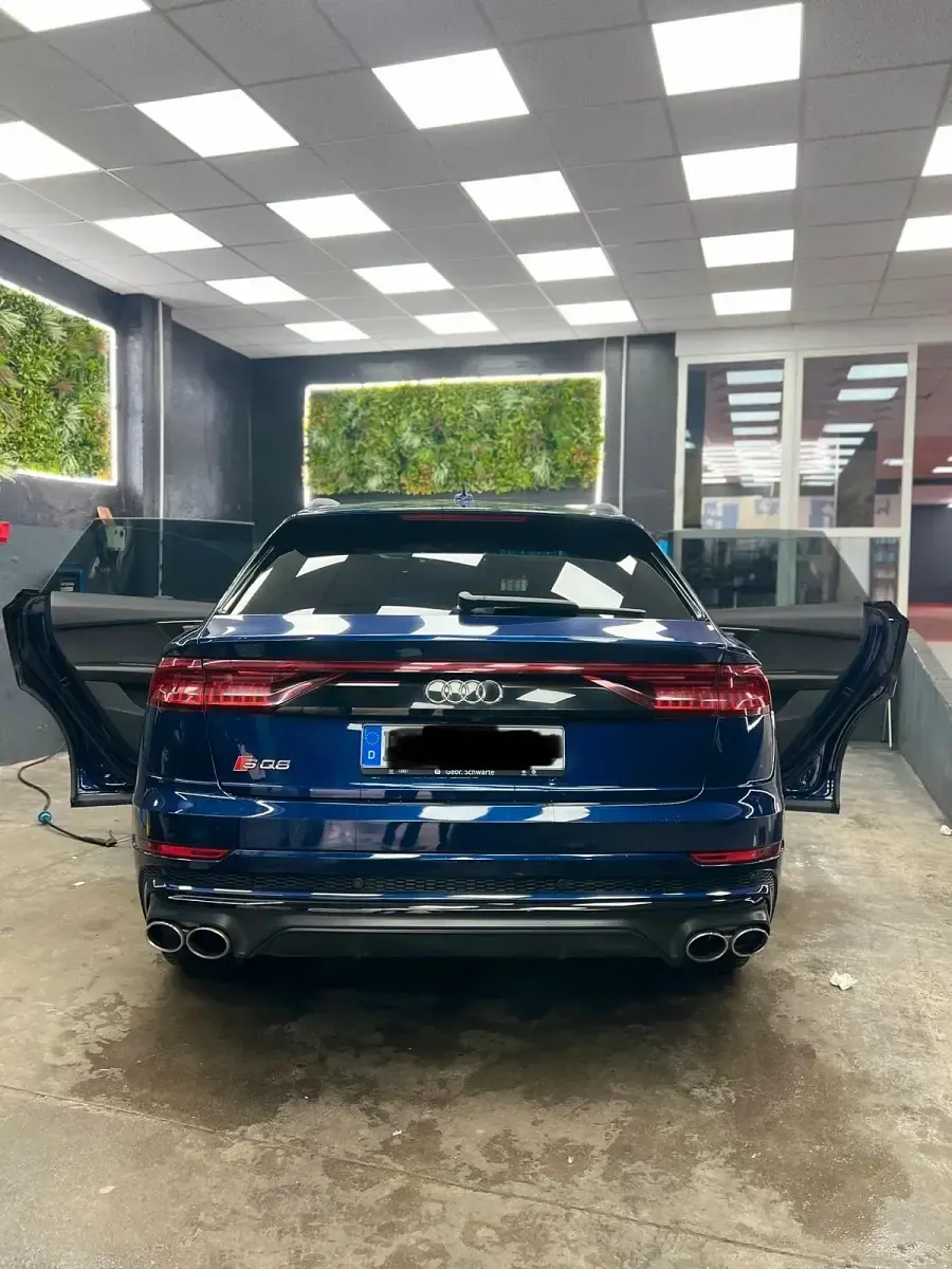 Gebraucht Audi SQ8 435 PS (319 kW) 2019 Blau SUV